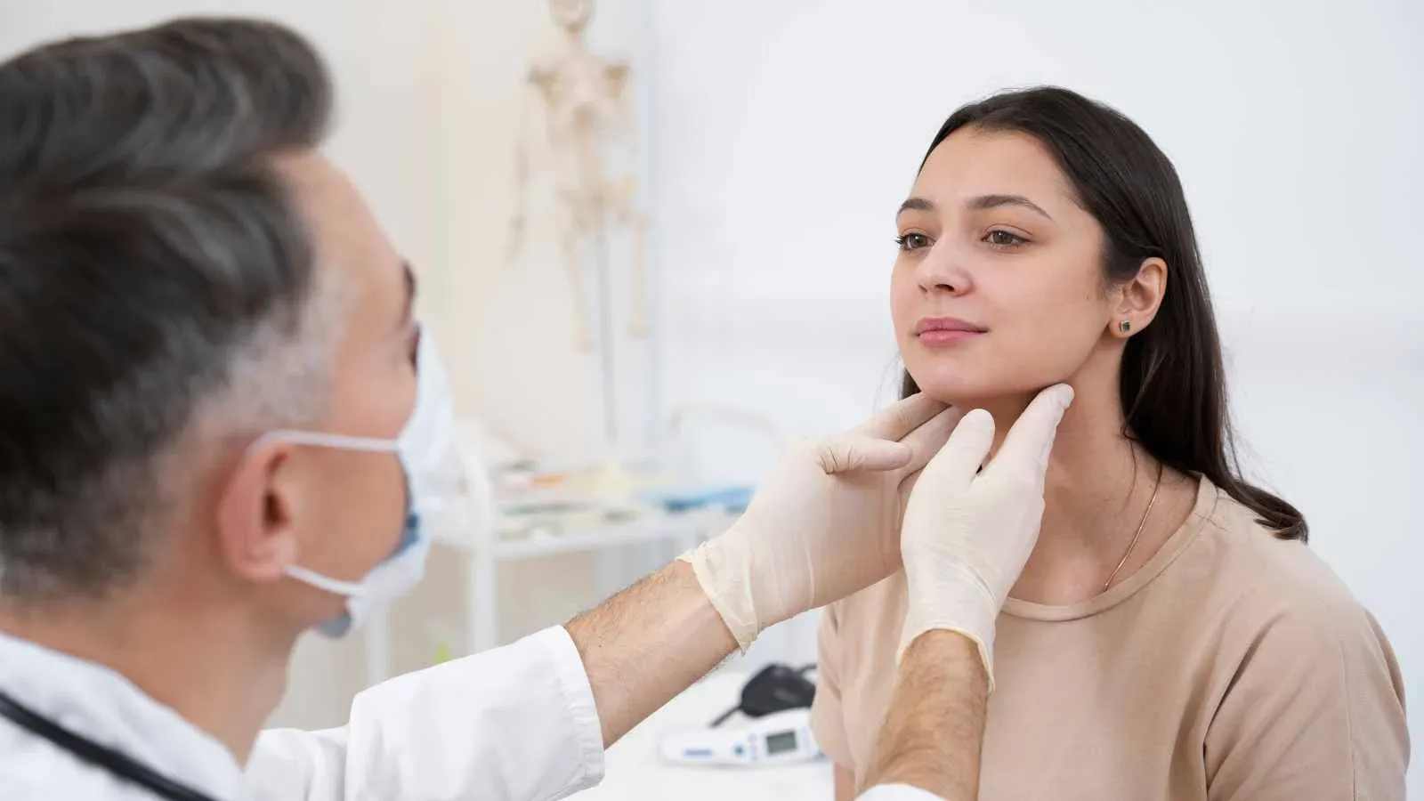 Specialist Doctor at Sahaj Hospital Indore Examining patient for Tonsillectomy